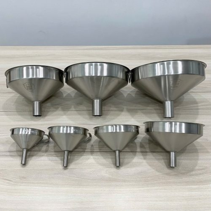 Phễu inox Z319