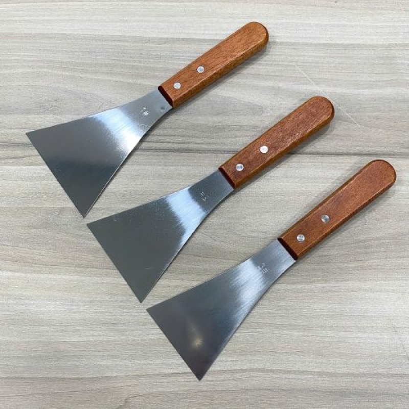 Xẻng bánh tam giác trung NO2