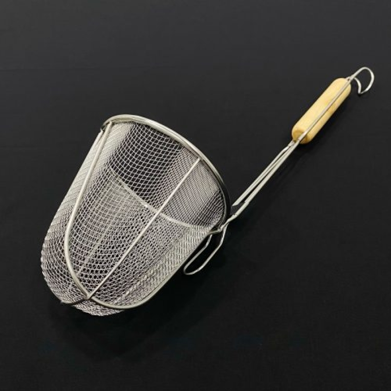 Vợt trụng mì cán gỗ dài 186182